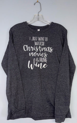 Size Med christmas graphic shirt