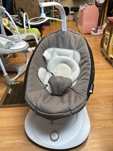 4 moms swing PICK UP ONLY