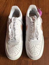 Load image into Gallery viewer, Nike 9 shoes