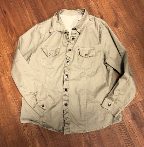 Size S long sleeve button up Shirt