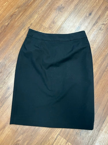 Size 6 Calvin Klein skirt