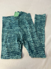 Load image into Gallery viewer, Girls old navy 10-12 Leggings