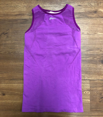 Size M Asics Shirt