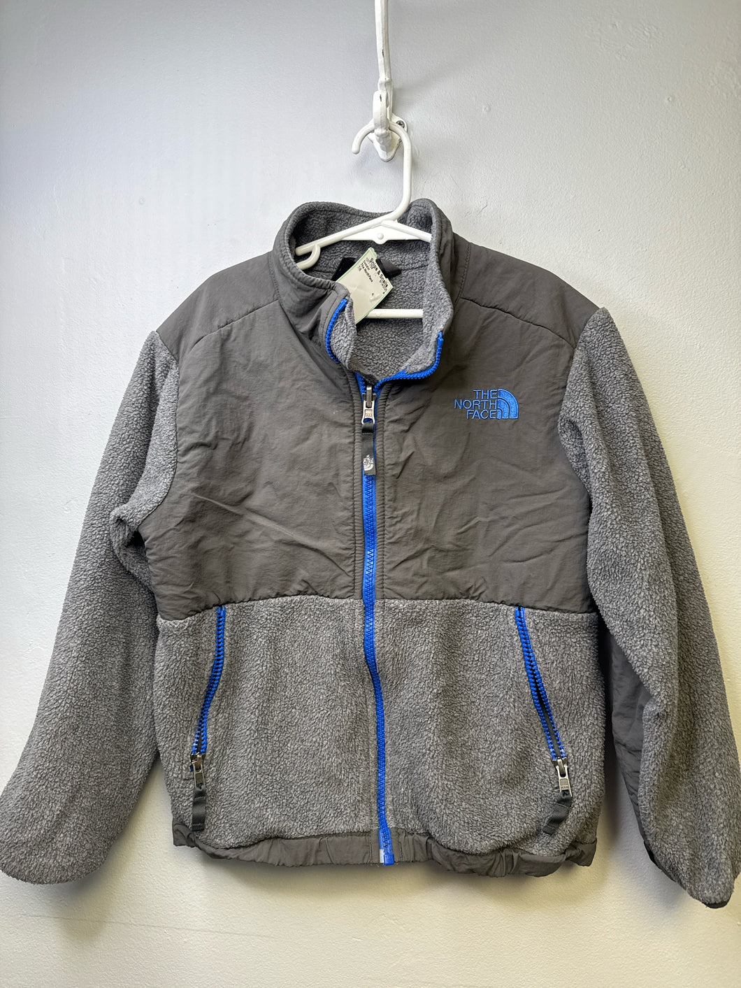 Boys 7/8 The NorthFace Sweater