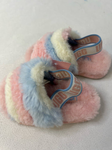 UGG 6c slippers Shoes