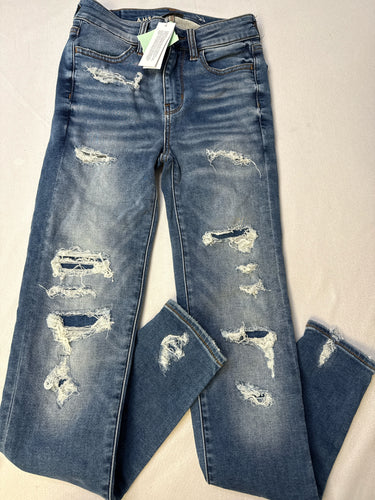 Size 00 American Eagle Jeans NWT