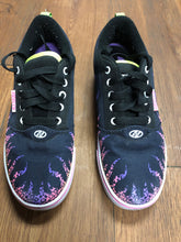 Load image into Gallery viewer, 7 Heelys Shoes/Boots
