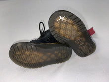 Load image into Gallery viewer, Dr Martens Shoes