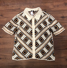 Load image into Gallery viewer, Size Small knit shirt