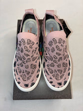 Load image into Gallery viewer, shoes