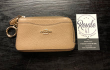 Load image into Gallery viewer, Coach Purse