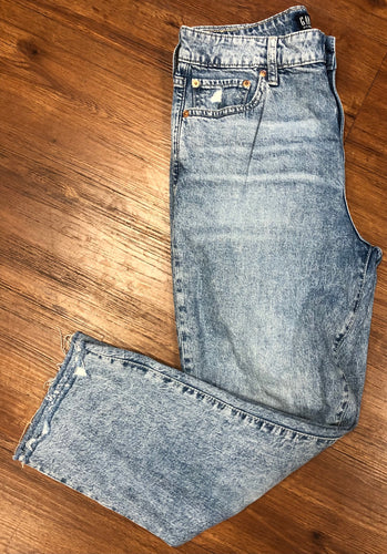 Size 10 Gap slim boyfriend jeans