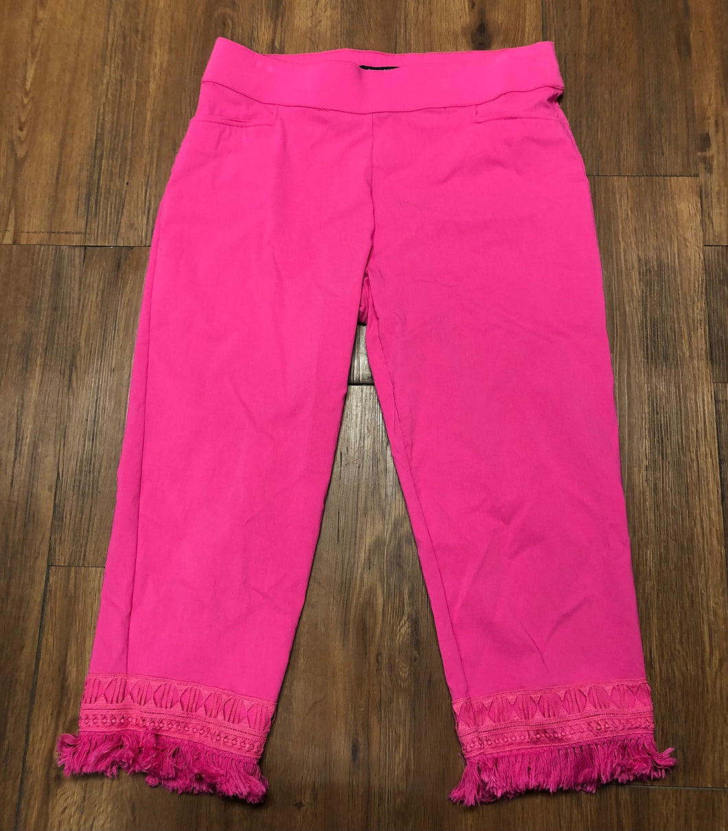 Size 12 Zac & Rachel Capri Pants