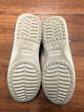 Load image into Gallery viewer, Crocs 9 shoes