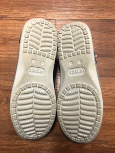 Crocs 9 shoes
