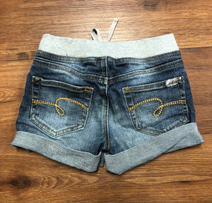 8 Justice Shorts. tie