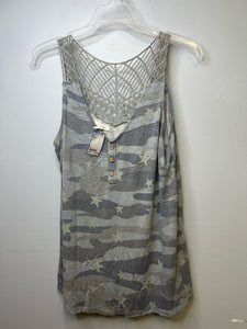 Size S Maurices Shirt