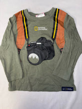 Load image into Gallery viewer, Boys 3 Gap Shirt