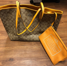 Load image into Gallery viewer, Coach Purse - Reversible tote bag with inner removable pouch