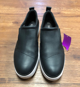 Toms 8.5 shoes