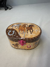 Load image into Gallery viewer, horse jewelry box