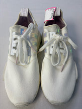 Load image into Gallery viewer, Adidas 8.5 shoes
