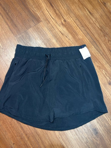 Size M All In Motion Shorts