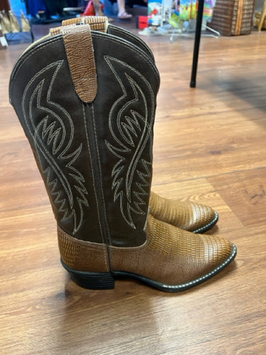 Bronco 7.5 shoes