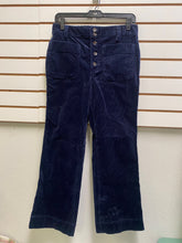 Load image into Gallery viewer, BNWT Women's Size 6 Free Assembly Pants