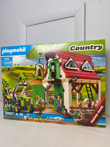 Country playmobil farm set