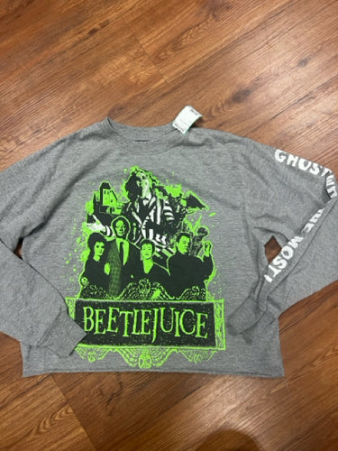 Size M long sleeve beetlejuice Shirt