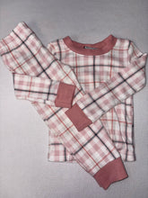 Load image into Gallery viewer, 18 Months Bearpaw Pajamas