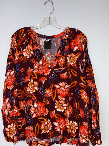 ladies Size M old navy Shirt