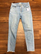 Load image into Gallery viewer, womens Size 8 Loft Jeans, 5 button front