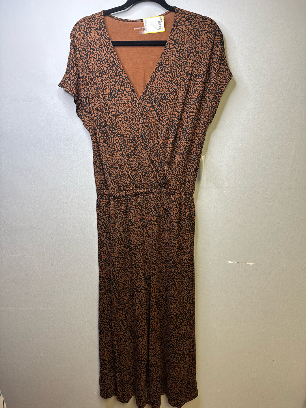 Womens Size M romper NWT