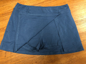 Size L skort