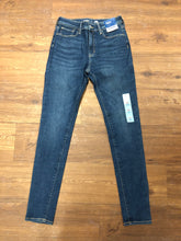 Load image into Gallery viewer, girls 16 old navy high rise Rockstar jeggings BNWT