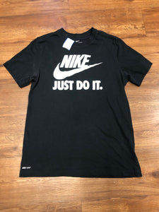 Size Mens medium Nike  shirt