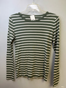 womens Size M Gap Shirt