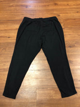 Load image into Gallery viewer, Size 16/18 Lou &amp; Grey jogger  Pants