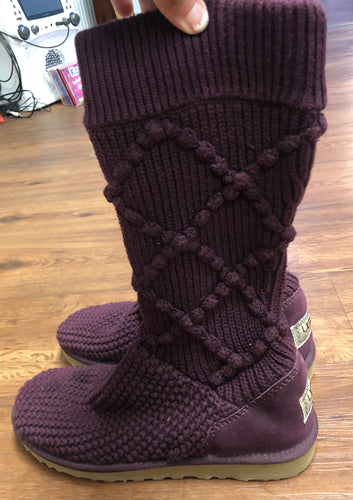 UGG 8 shoes