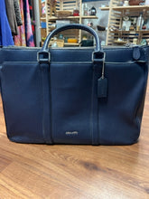 Load image into Gallery viewer, Coach Purse
