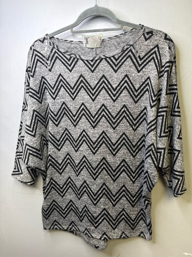 ladies Size S Sweater