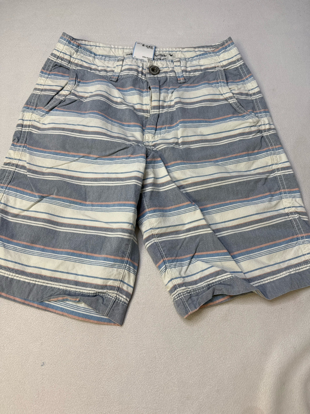Size 26x28 mens AE  Shorts