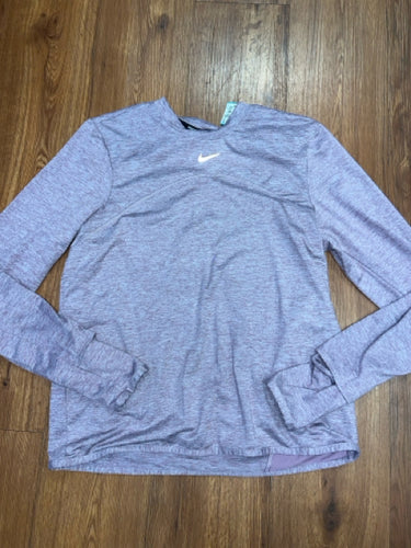 Size M Nike long sleeve Shirt