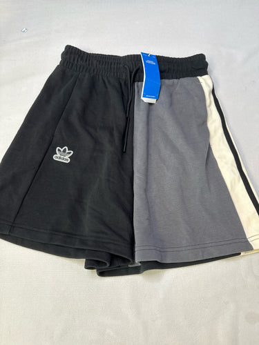ladies  Size M Shorts NWT