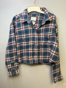 womens Size S American Eagle cropped flannel