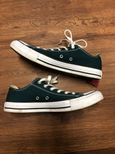 Load image into Gallery viewer, Converse 10 shoes