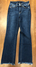 Load image into Gallery viewer, Size 7 Judy Blue Jeans - Bootcut