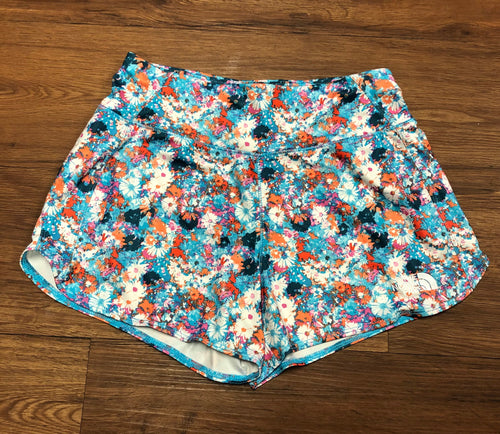 12 The NorthFace girls Shorts